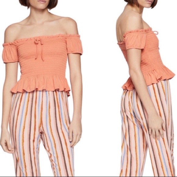BCBGeneration Tops - ✨ NWT BCBGeneration small off the shoulder top